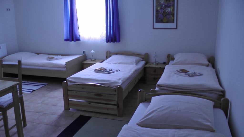 Assos Hotel Asbach-Bäumenheim Zimmer foto